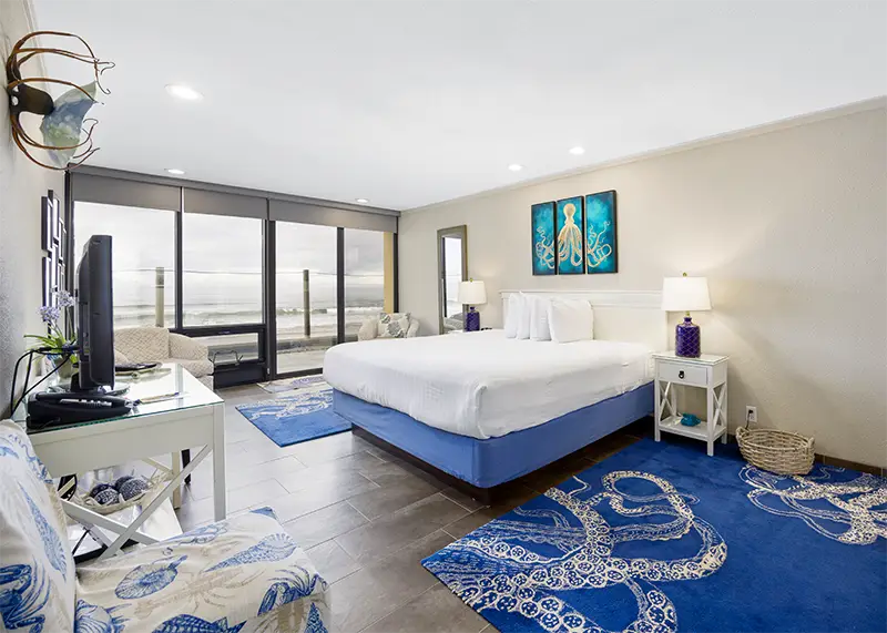 Inn at Spanish Head room with ocean view