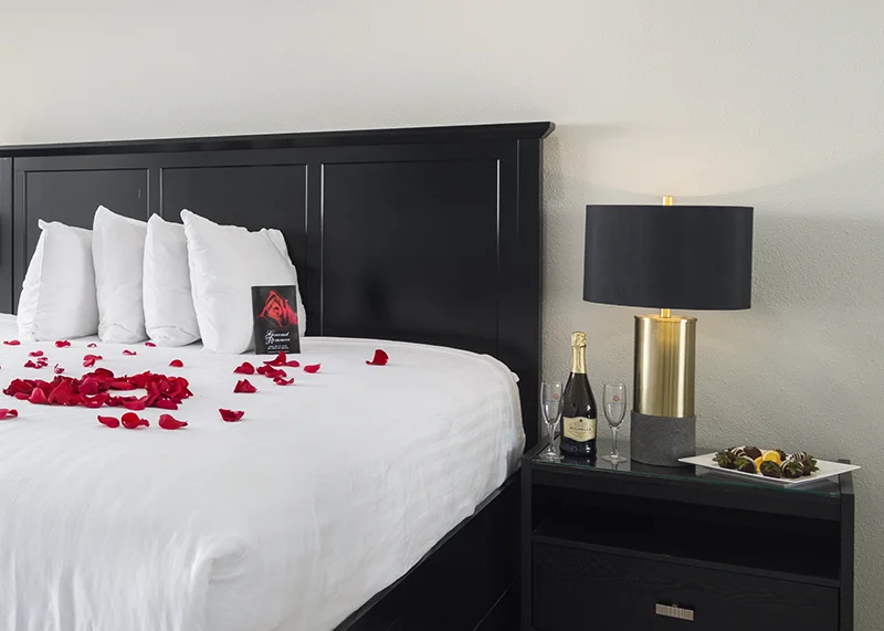 Inn at Spanish Head in room gifts wine and roses